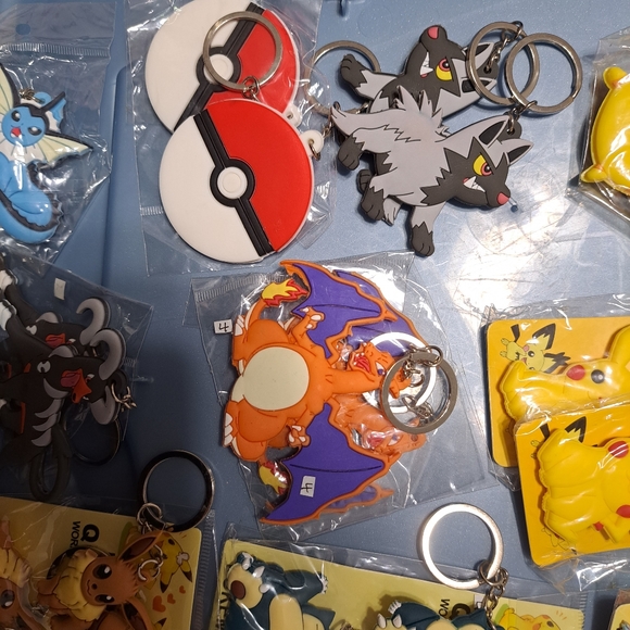 Pokemon keychains - Picture 4 of 6